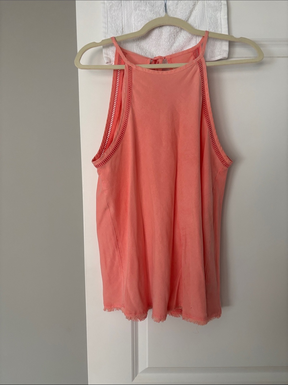 Cloth & Stone Medium Woman’s Coral Sleeveless High-Neck Top